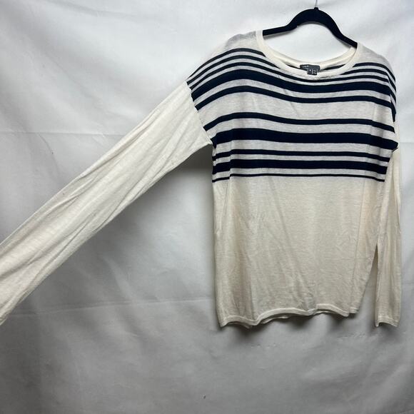 Vince Wool Cashmere Blend Women's Lightweight Boxy Sweater Size Medium - Picture 3 of 8